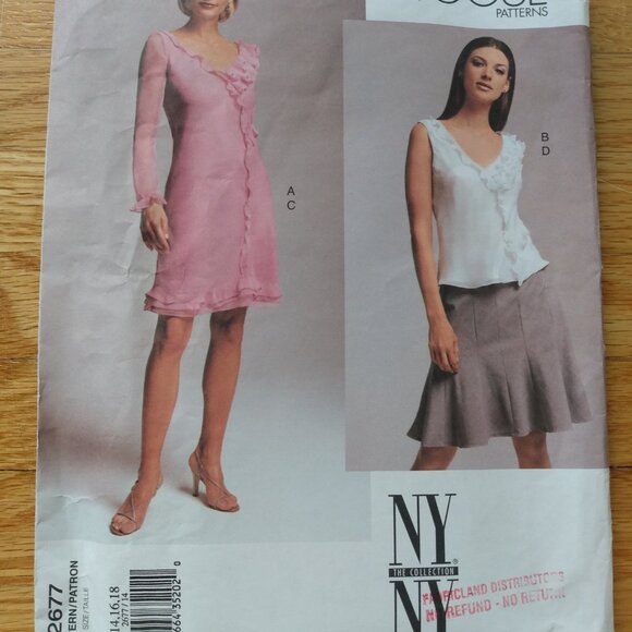 Vintage Vogue Dress Sewing Pattern Top Skirt Size 14-18 Ruffle Gored 2677 - Picture 10 of 10